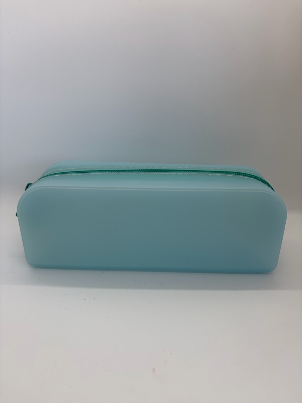 NWOT Silicone Jelly Zip Pencil Case